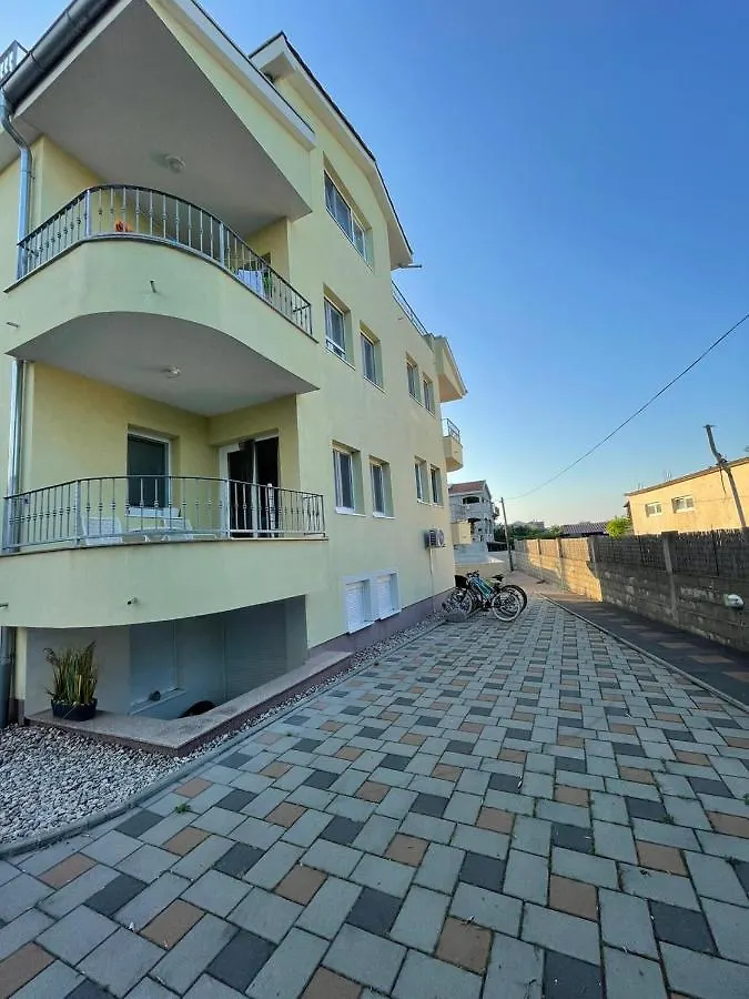 Luxury Apartment Bepo Turanj 0*,